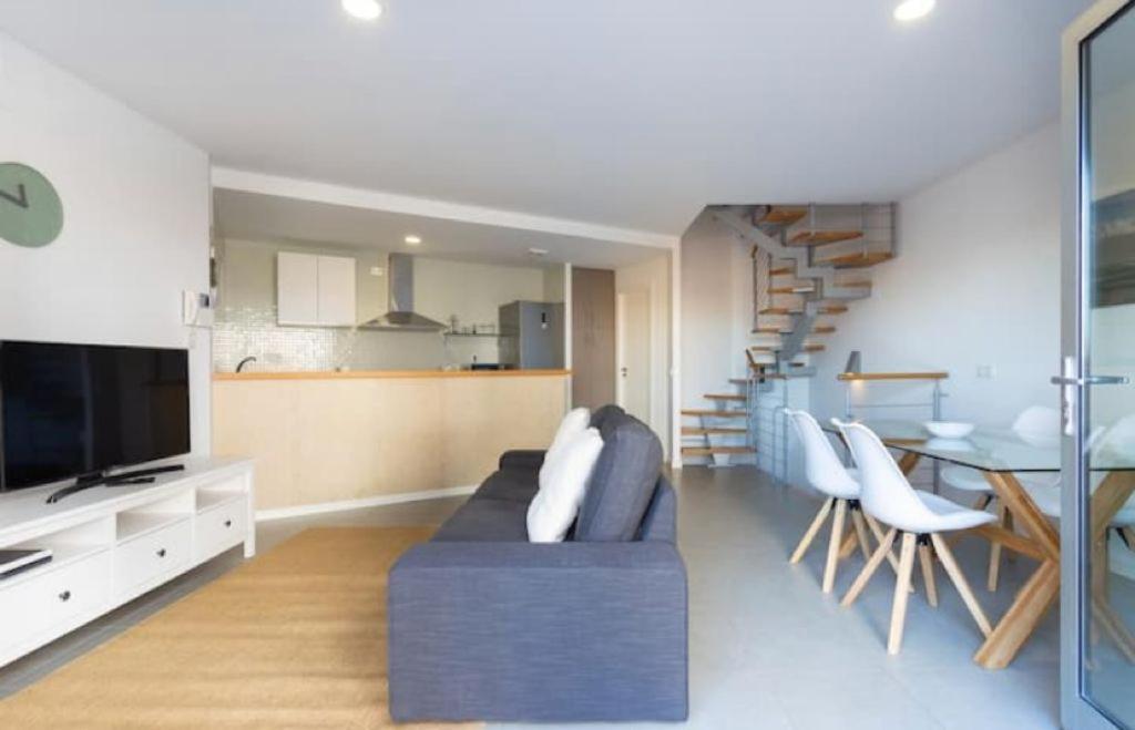Appartamento Modern Seafront Flat With A Private Garage El Médano Esterno foto
